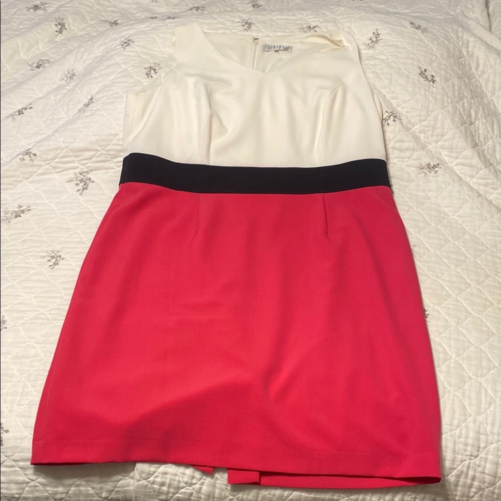 Kasper Elegant Cream Dress